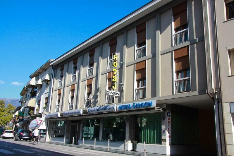 Hotel Sanson Виторио Венето Екстериор снимка