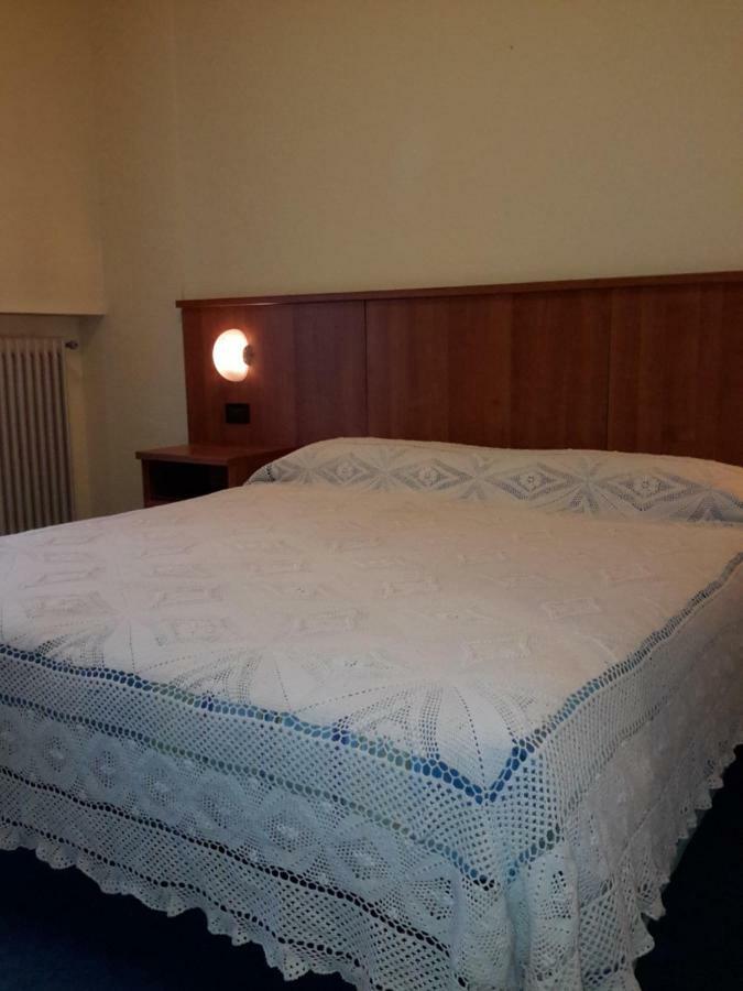 Hotel Sanson Виторио Венето Екстериор снимка